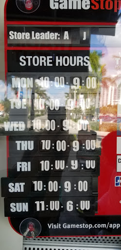 Video Game Store «GameStop», reviews and photos, 1935 Cordova Rd, Fort Lauderdale, FL 33316, USA
