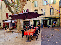 Atmosphère du Restaurant l'épicerie Beaucaire - n°2