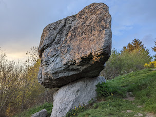 Photo n°15 de La Roche branlante à Orcival ()