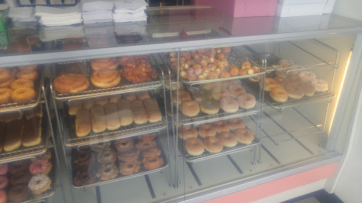 Donut Shop «Sy Donuts», reviews and photos, 103 W Central Ave # B, Brea, CA 92821, USA