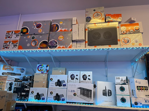 Pet Store «Sea King Aquariums», reviews and photos, 12005 NE 12th St #29, Bellevue, WA 98005, USA