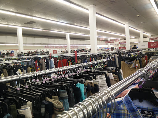 Clothing Store «Burlington Coat Factory», reviews and photos, 9321 Telegraph Rd, Redford Charter Twp, MI 48239, USA