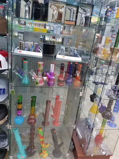 Tobacco Shop «Discount Smoke Tobacco & Beer», reviews and photos, 2387 S Cobb Dr SE B, Smyrna, GA 30080, USA