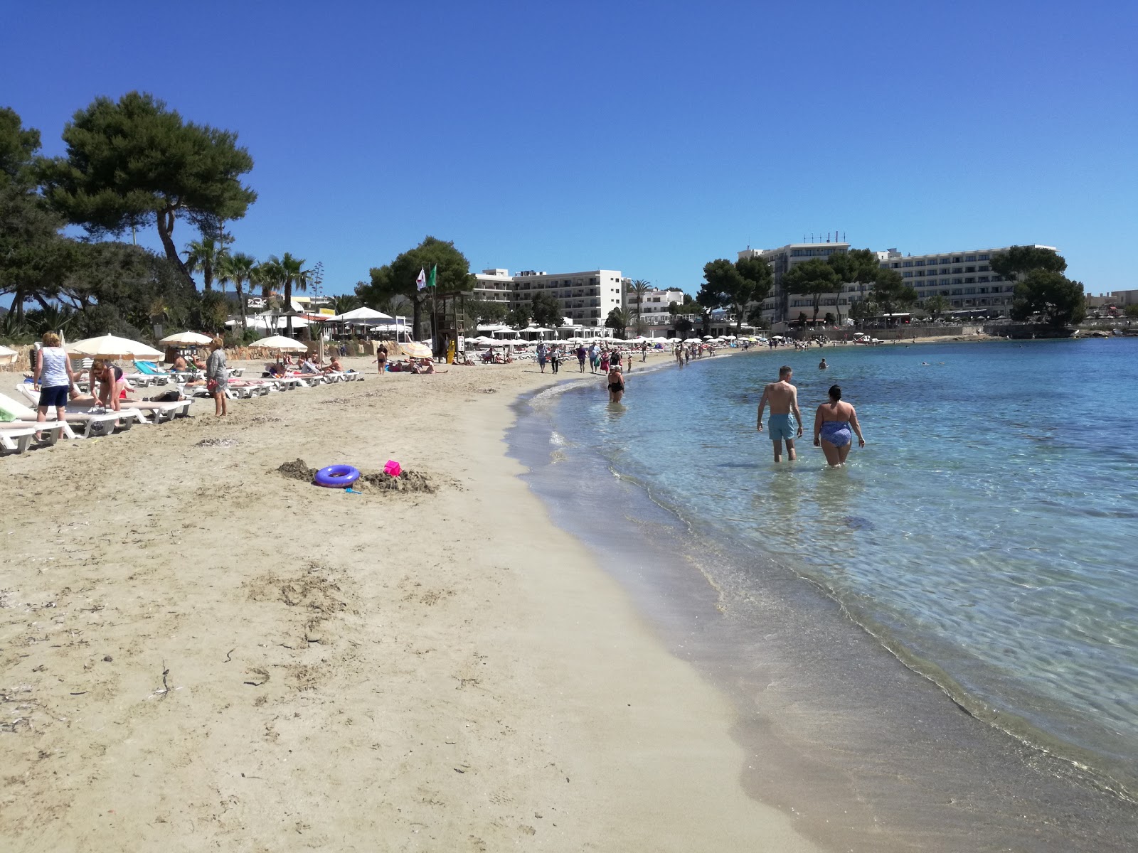 Fotografie cu Plaja Es Canar cu nivelul de curățenie in medie