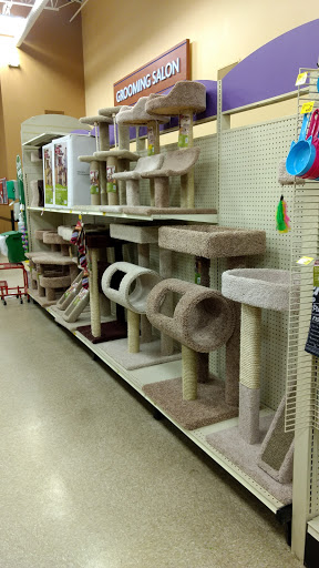 Pet Supply Store «PetSmart», reviews and photos, 213 Daniel Webster Hwy, Nashua, NH 03060, USA