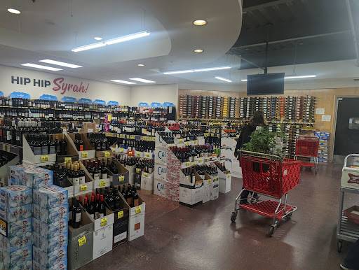 Grocery Store «Grocery Outlet Bargain Market», reviews and photos, 8517 Bond Rd, Elk Grove, CA 95624, USA