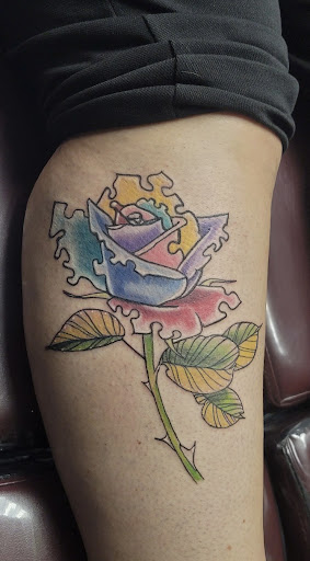 Tattoo Shop «Iconic Tattoo & Piercing», reviews and photos, 16610 N 75th Ave #106, Peoria, AZ 85382, USA