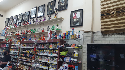 Tobacco Shop «Collins Tobacco», reviews and photos, 2611 Collins Ave, Miami Beach, FL 33140, USA