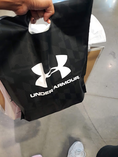 Clothing Store «Under Armour Factory House», reviews and photos, 1100 Cornerstone Blvd #300, Daytona Beach, FL 32117, USA