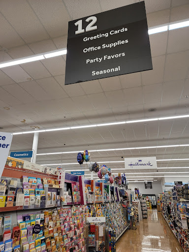 Supermarket «Super Stop & Shop», reviews and photos, 533 E Main St, Bay Shore, NY 11706, USA