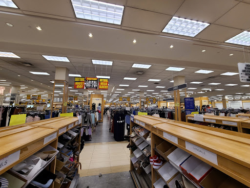 Department Store «Century 21 Department Store», reviews and photos, 61-35 Junction Blvd, Rego Park, NY 11374, USA
