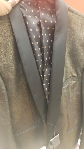 Clothing Store «K&G Fashion Superstore», reviews and photos, 908 Morse Rd, Columbus, OH 43229, USA