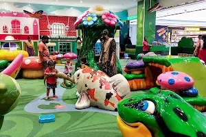 Awesome place - The Magic Garden - Best Kids Birthday Venue & DIY Play + Activity Center image