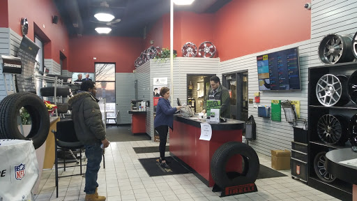 Tire Shop «Tires Plus of Kenosha», reviews and photos, 7424 74th Pl, Kenosha, WI 53142, USA