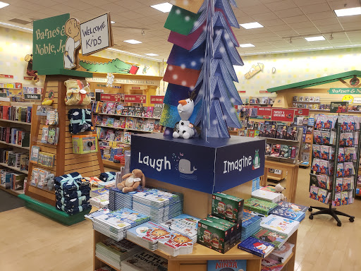 Book Store «Barnes & Noble», reviews and photos, 2960 Center Valley Pkwy, Center Valley, PA 18034, USA