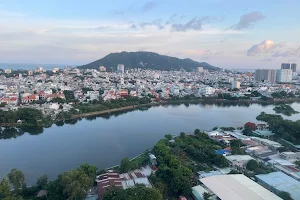 Hồ Bàu Sen image