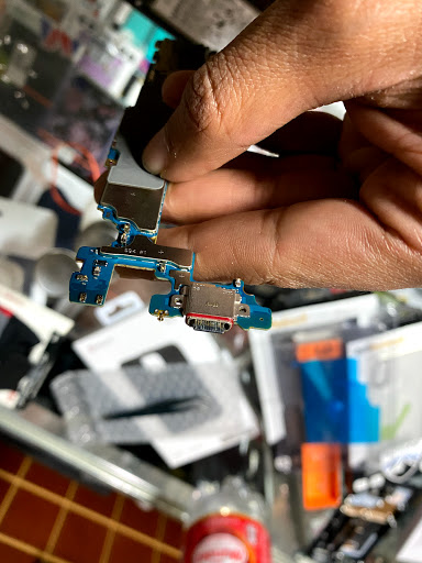 Cell Phone Store «Phone Geek Cellular Repair», reviews and photos, 6125 S Sheridan Rd, Tulsa, OK 74133, USA