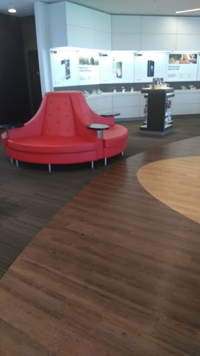 Cell Phone Store «Verizon», reviews and photos, 27350 Circle W Dr #130, Denham Springs, LA 70726, USA