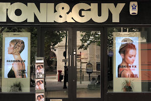 TONI&GUY Banbury image
