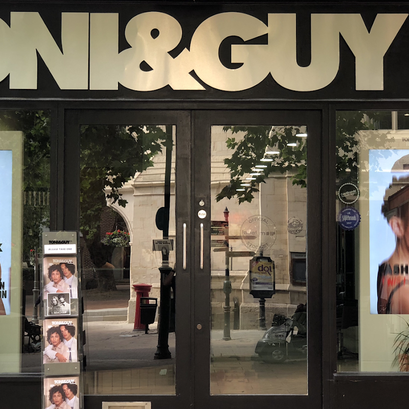 TONI & GUY Banbury