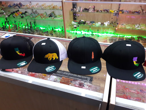 Tobacco Shop «Cole Street Smoke Shop», reviews and photos, 610 Cole St, San Francisco, CA 94117, USA