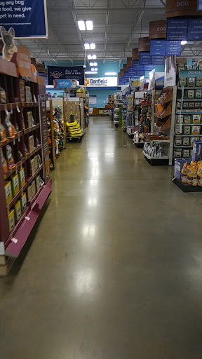 Pet Supply Store «PetSmart», reviews and photos, 2525 W Wheatland Rd, Dallas, TX 75237, USA