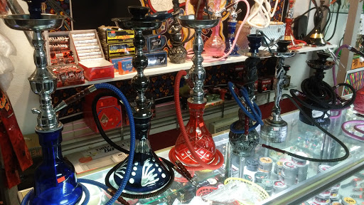 Tobacco Shop «One Love Tobacco & Gifts», reviews and photos, 7116 Gulf Blvd, St Pete Beach, FL 33706, USA