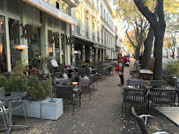 Atmosphère du Restaurant français Le Napoléon à Nîmes - n°4