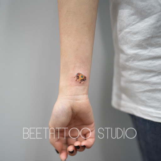 Explore nascar tattoo ideas, creative tattoo ideas in Flushing, available at Bee Tattoo Studio