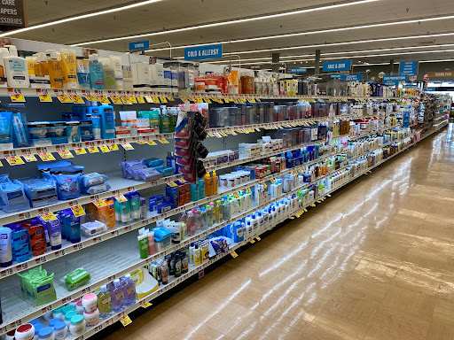 Supermarket «Giant», reviews and photos, 18250 Flower Hill Way, Gaithersburg, MD 20879, USA