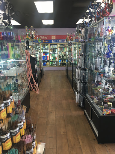 Tobacco Shop «407 Smoke Shop», reviews and photos, 4316 Curry Ford Rd, Orlando, FL 32806, USA