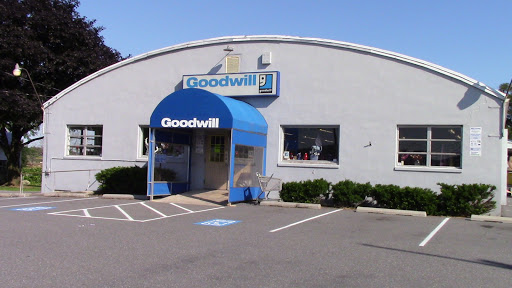 Thrift Store «Goodwill Store & Donation Center», reviews and photos, 1367 Weaverland Rd, East Earl, PA 17519, USA