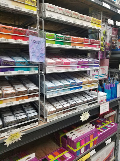 Art Supply Store «Artist & Craftsman Supply Portland SE», reviews and photos, 3393 SE 21st Ave, Portland, OR 97202, USA