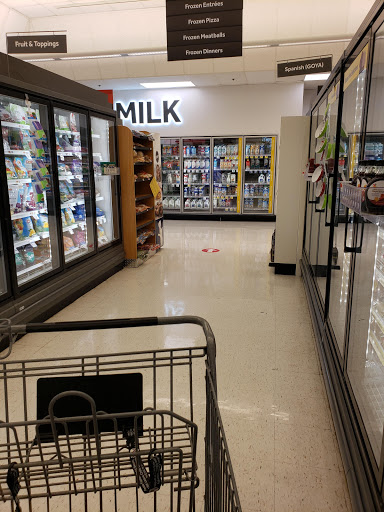 Supermarket «Super Stop & Shop», reviews and photos, 505 N Main St, Southington, CT 06489, USA