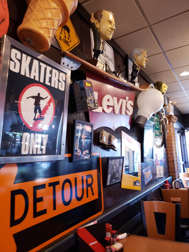 Shopping Mall «Westgate Centre», reviews and photos, 12320 Olive Blvd, Creve Coeur, MO 63141, USA