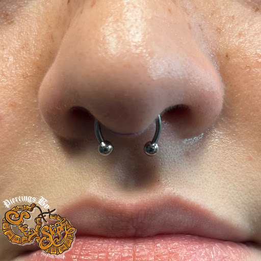 Explore fine line tattoo ideas for females, creative tattoo ideas in Laredo, available at Por Vida Tattoos