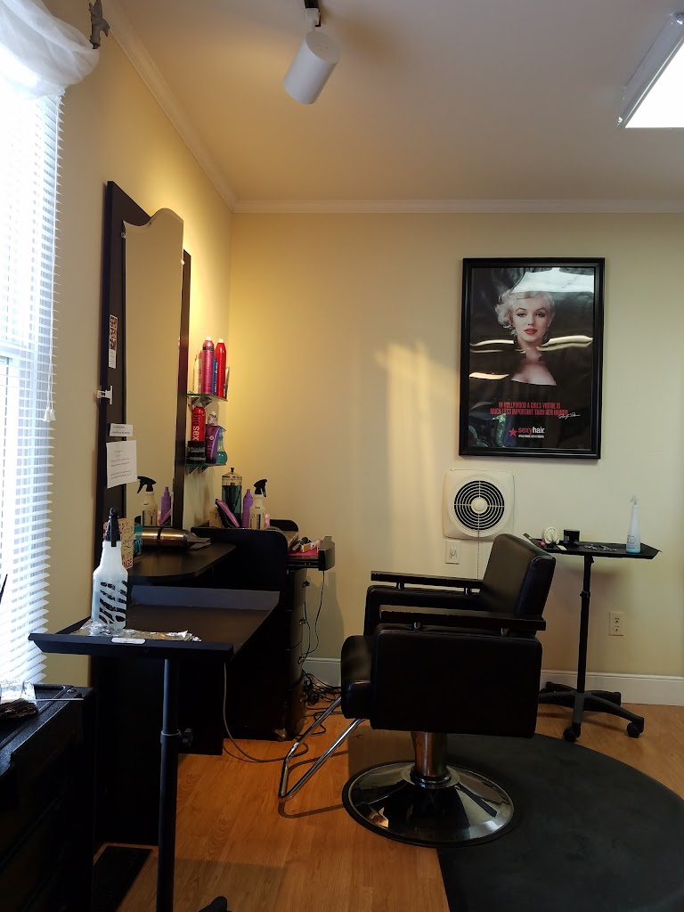 Studio 26 Salon 19970