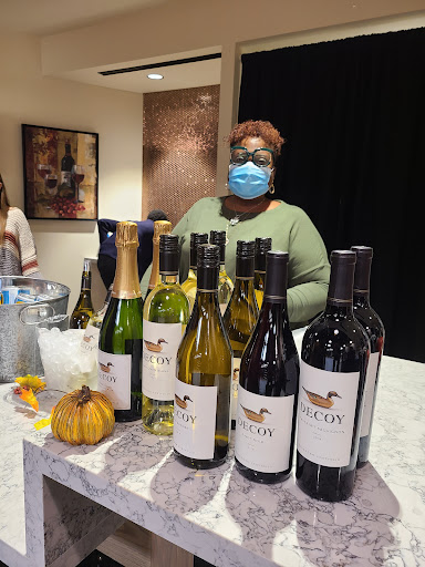 Liquor Store «Montgomery County», reviews and photos, 11301 Seven Locks Rd, Potomac, MD 20854, USA