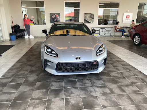 Toyota Dealer «Toyota of Iowa City», reviews and photos, 1445 IA-1, Iowa City, IA 52246, USA