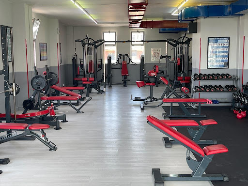 LA MARINA SPORTS CENTRE en Soto de la Marina, Cantabria