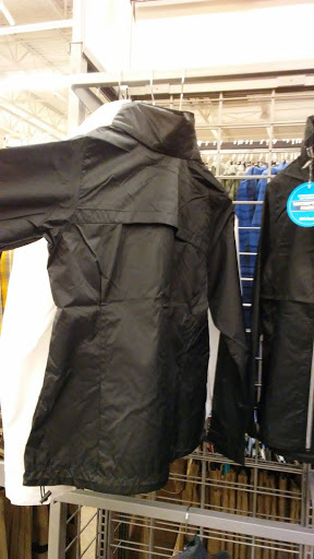 Sporting Goods Store «Academy Sports + Outdoors», reviews and photos, 7460 Airport Blvd, Mobile, AL 36608, USA