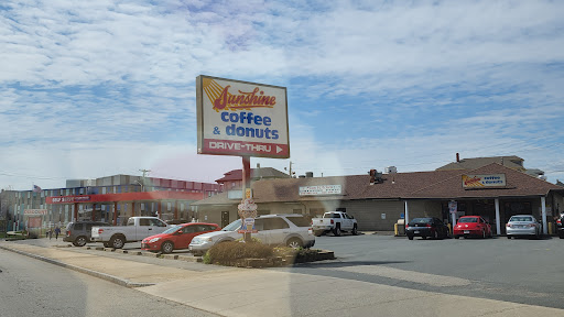 Donut Shop «Sunshine Coffee & Donuts», reviews and photos, 535 Belleville Ave, New Bedford, MA 02746, USA