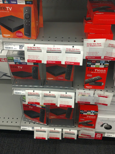 Office Supply Store «Staples», reviews and photos, 713 Winfield Dunn Pkwy, Sevierville, TN 37876, USA