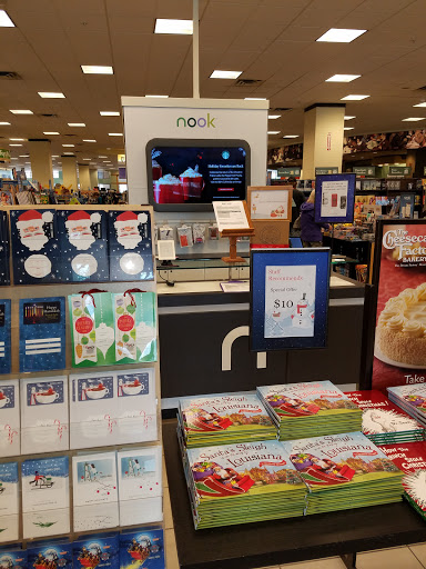 Book Store «Barnes & Noble», reviews and photos, 7707 Bluebonnet Blvd, Baton Rouge, LA 70810, USA