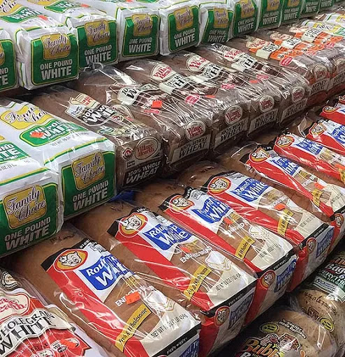 Grocery Store «Discount Grocery Outlet», reviews and photos, 220 Dundee Ave, East Dundee, IL 60118, USA