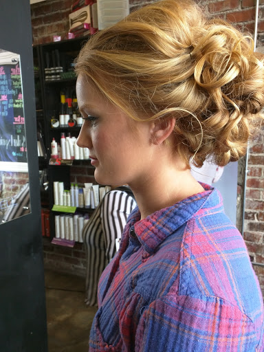 Beauty Salon «Abls A Paul Mitchell Salon», reviews and photos, 577 W Douglas Ave, Wichita, KS 67213, USA