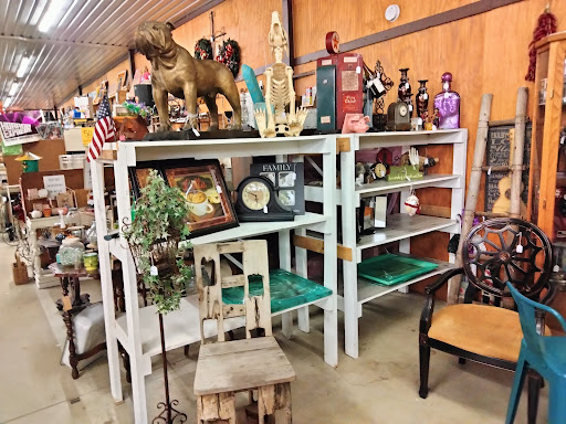 East Fork Mall - Antiques & Collectibles