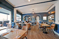 Atmosphère du Restaurant Le Pavillon Bleu à Maisons-Alfort - n°20