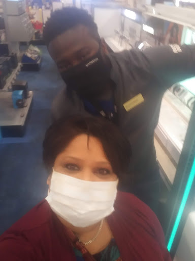 Electronics Store «Best Buy», reviews and photos, 3401 Jefferson Davis Hwy, Alexandria, VA 22305, USA