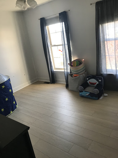 Flooring Store «Molyneaux Tile Carpet Wood», reviews and photos, 170 Quinn Dr, Pittsburgh, PA 15275, USA